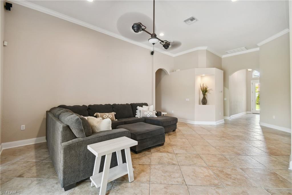 EMERSON SQUARE - Residential