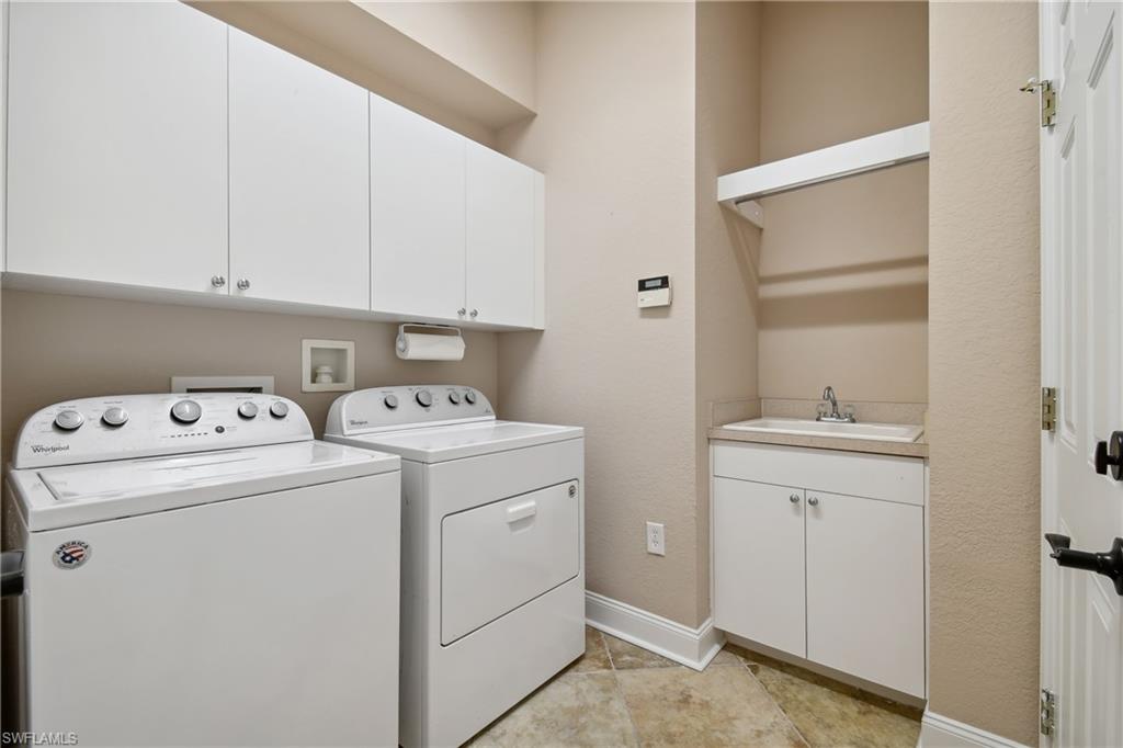 EMERSON SQUARE - Residential