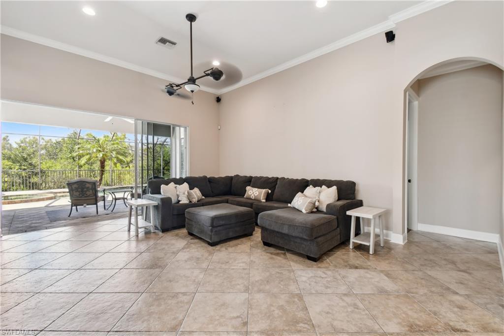 EMERSON SQUARE - Residential
