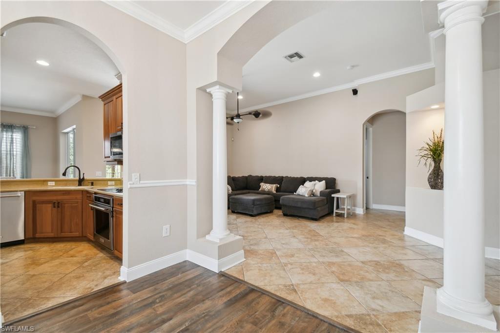 EMERSON SQUARE - Residential