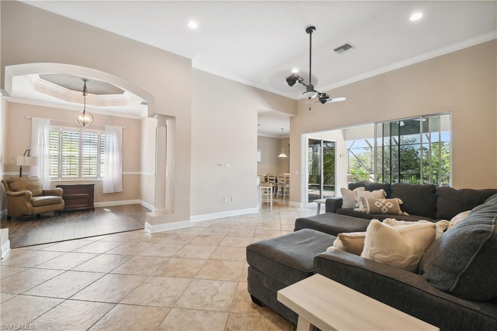 EMERSON SQUARE - Residential