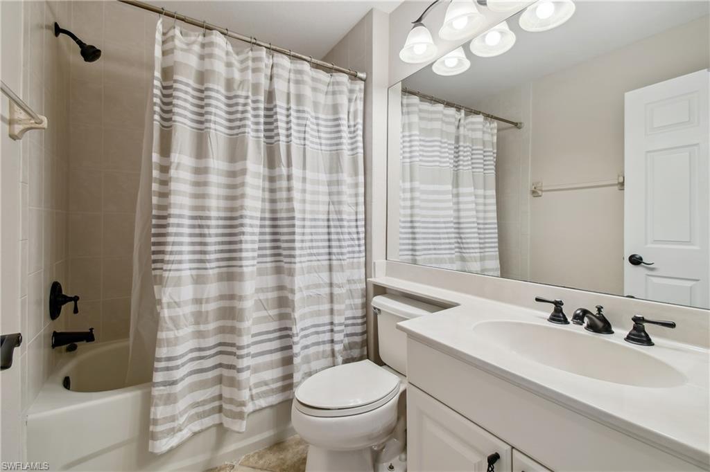 EMERSON SQUARE - Residential