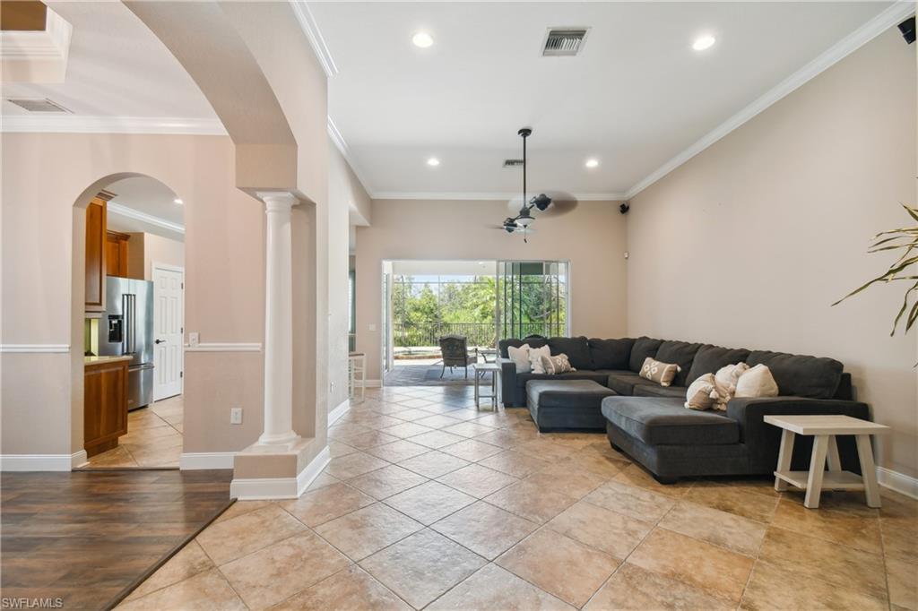 EMERSON SQUARE - Residential