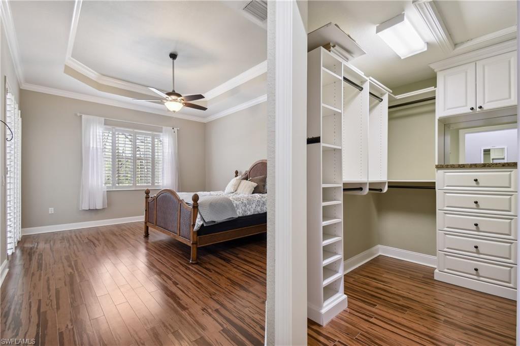 EMERSON SQUARE - Residential