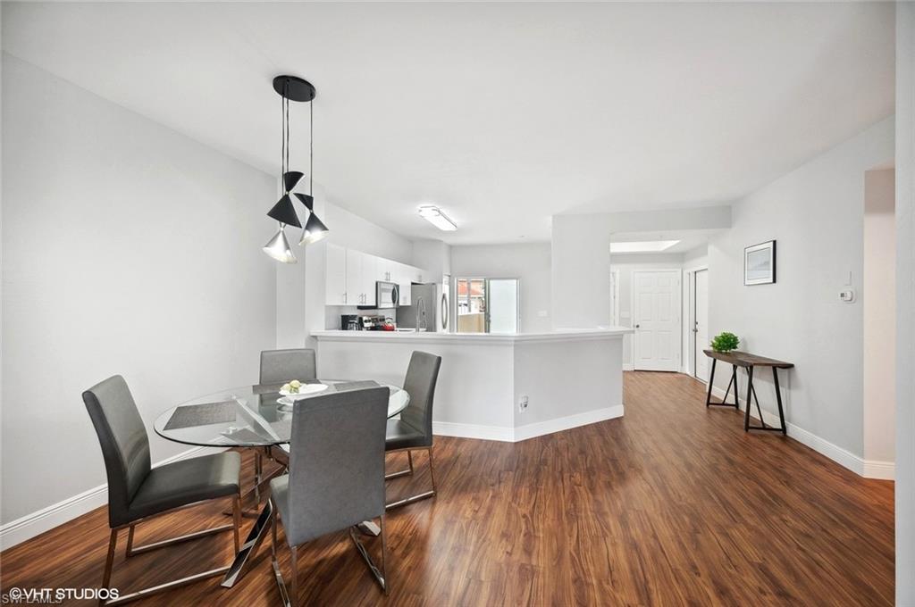 EDGEWATER AT CARLTON LAKES - Residential