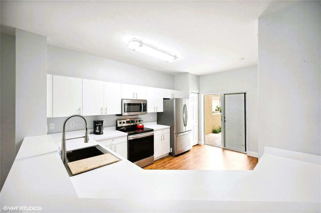 EDGEWATER AT CARLTON LAKES - Residential