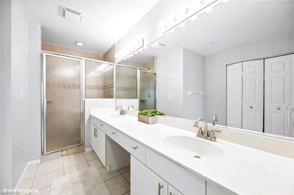 EDGEWATER AT CARLTON LAKES - Residential