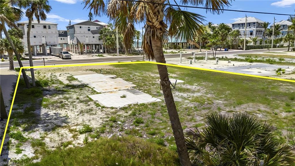 GULF HEIGHTS - Land
