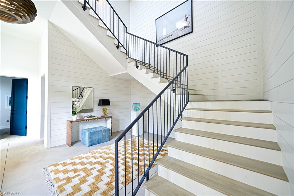 BAREFOOT BEACH - Residential