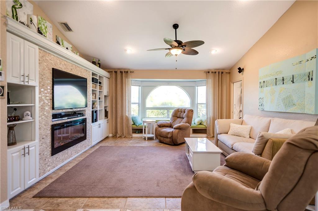 IMPERIAL GOLF ESTATES - Residential