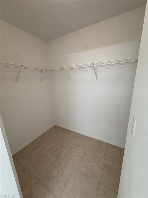 RESERVE AT BUCKINGHAM - Residential Lease