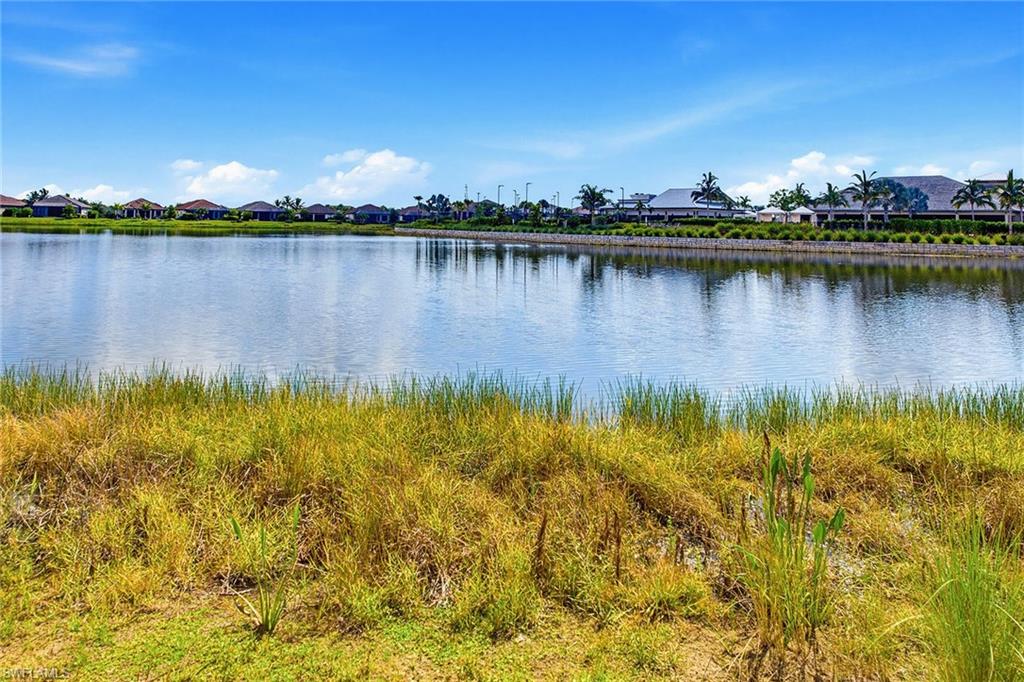 ESPLANADE BY THE ISLANDS - Residential