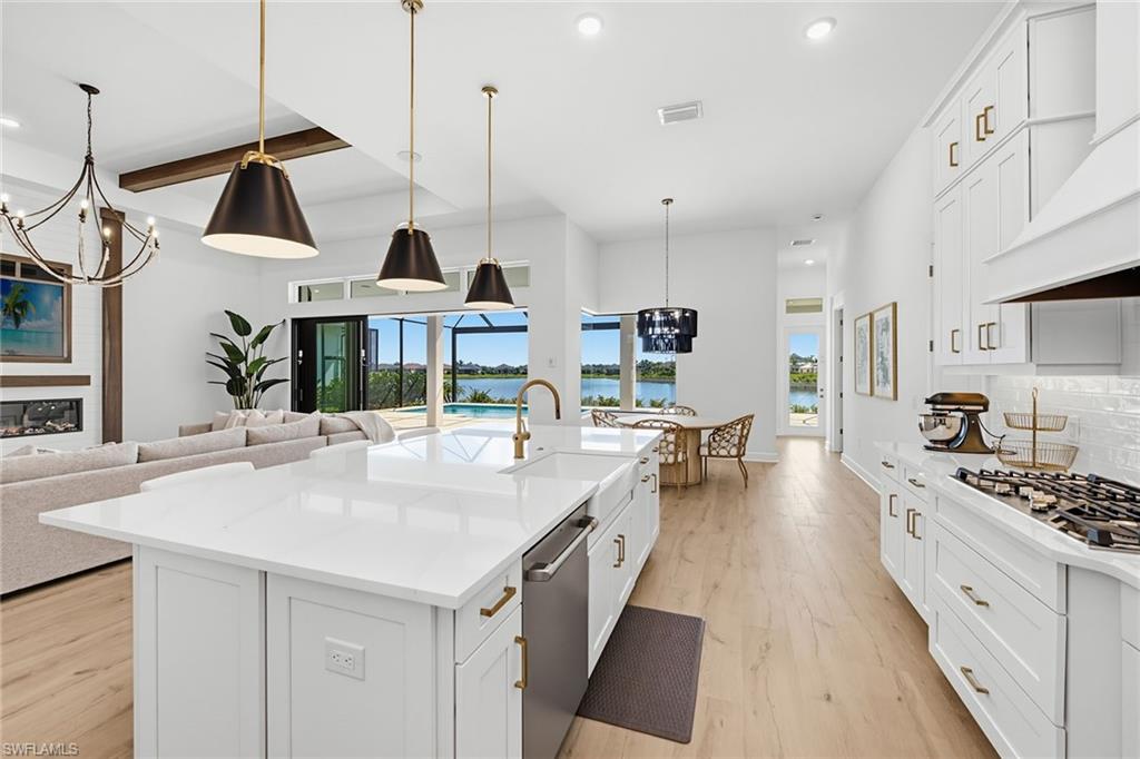 ESPLANADE BY THE ISLANDS - Residential