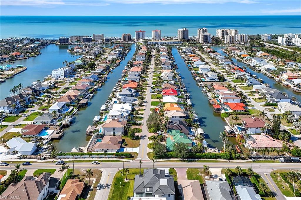 NAPLES PARK - Residential