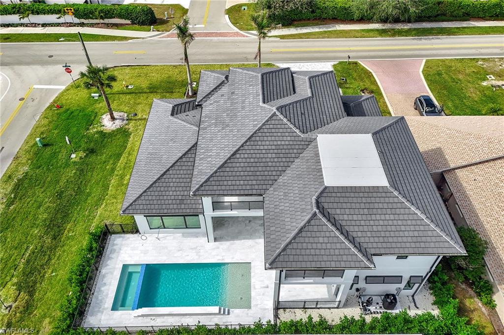 NAPLES PARK - Residential