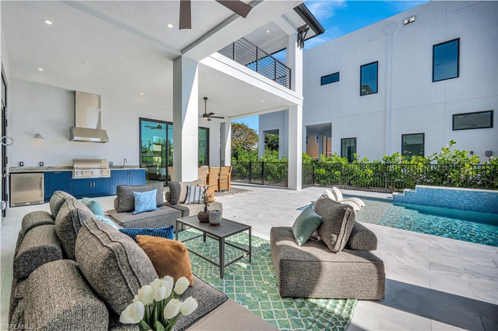 NAPLES PARK - Residential