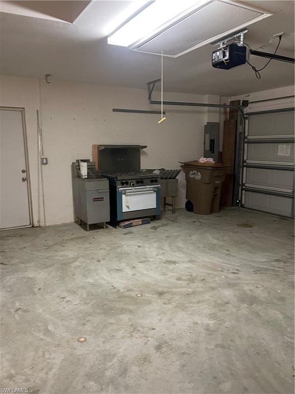 CAPE CORAL - Residential Lease