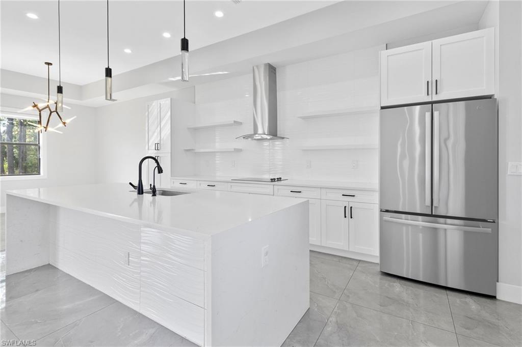 GOLDEN GATE ESTATES - Residential