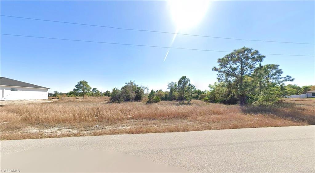 LEHIGH ACRES - Land