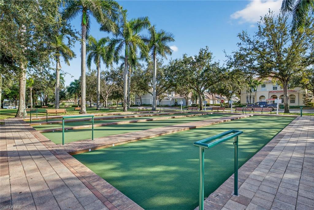 ISLAND WALK - Residential