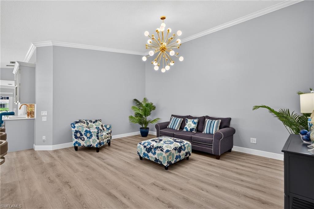 ISLAND WALK - Residential