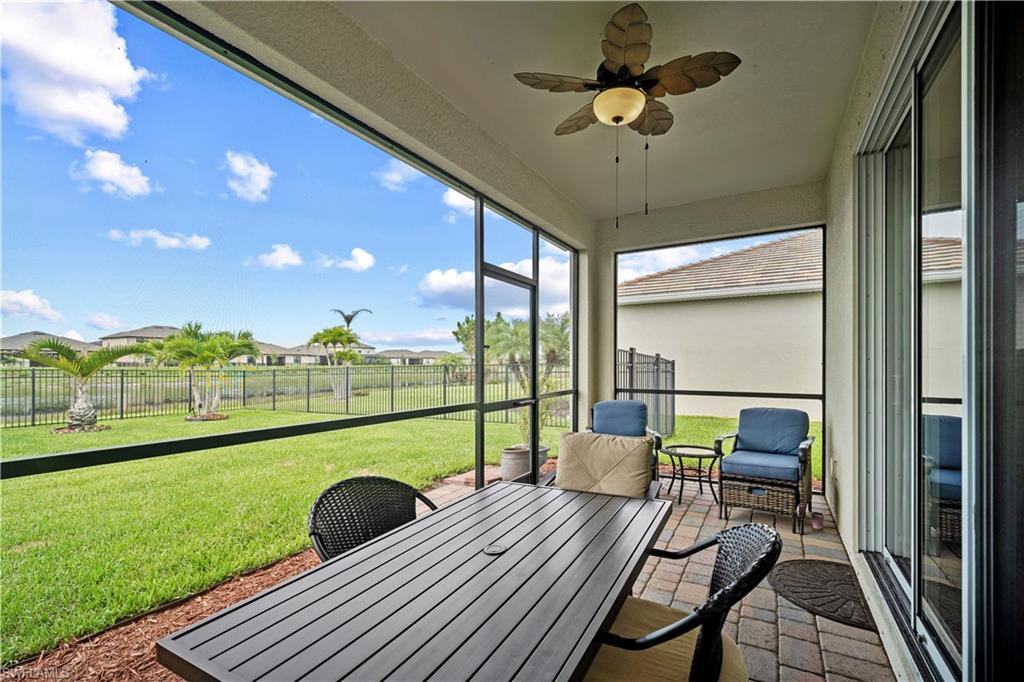 HAMPTON LAKES - Residential