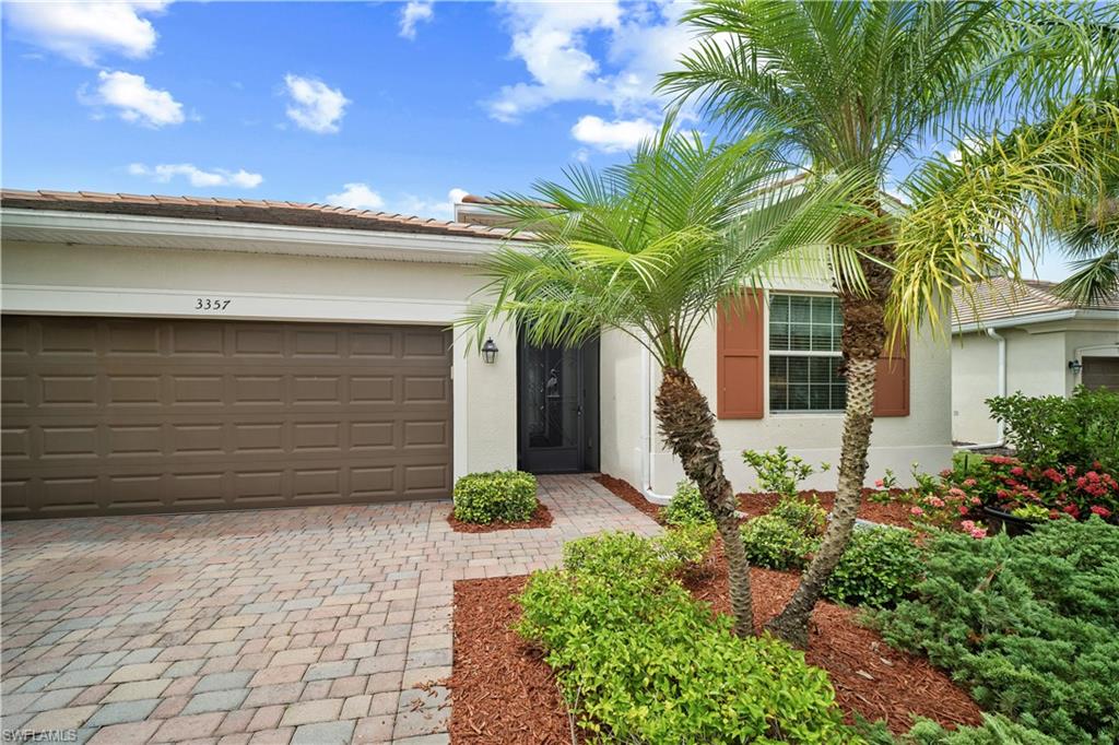 HAMPTON LAKES - Residential
