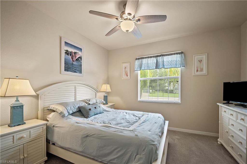 HAMPTON LAKES - Residential