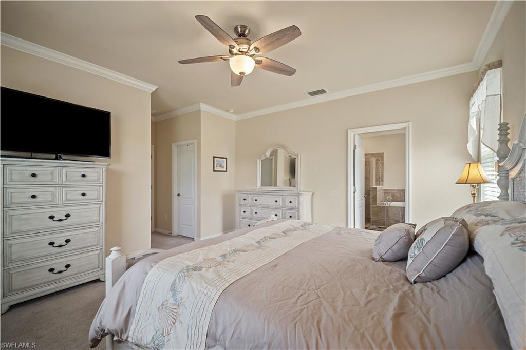 HAMPTON LAKES - Residential