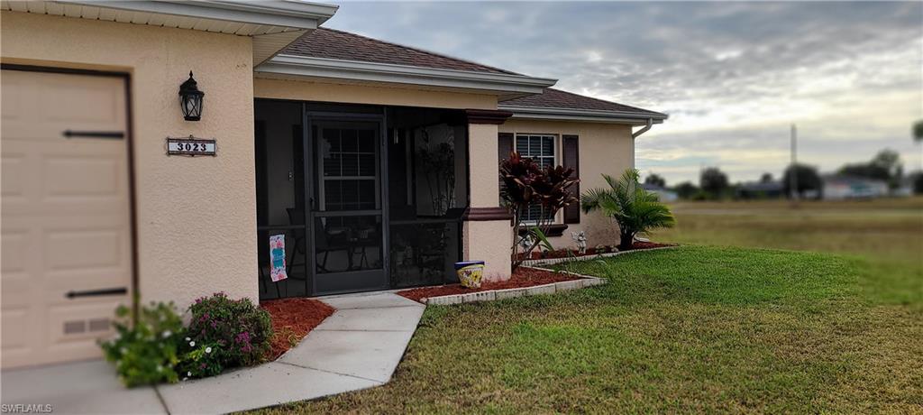 CAPE CORAL - Residential