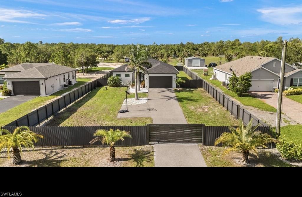 GOLDEN GATE ESTATES - Residential