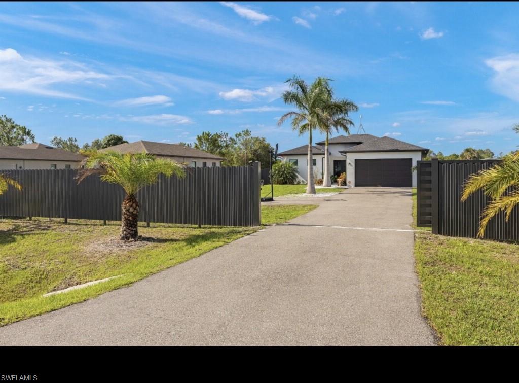 GOLDEN GATE ESTATES - Residential