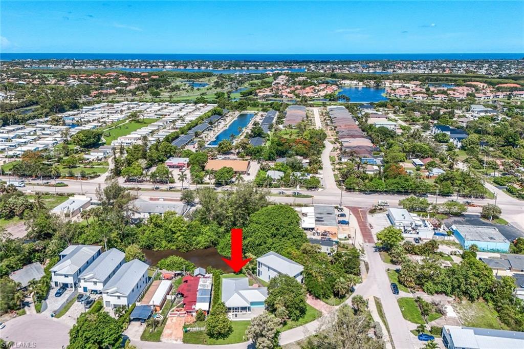 LAKE KELLY - Residential