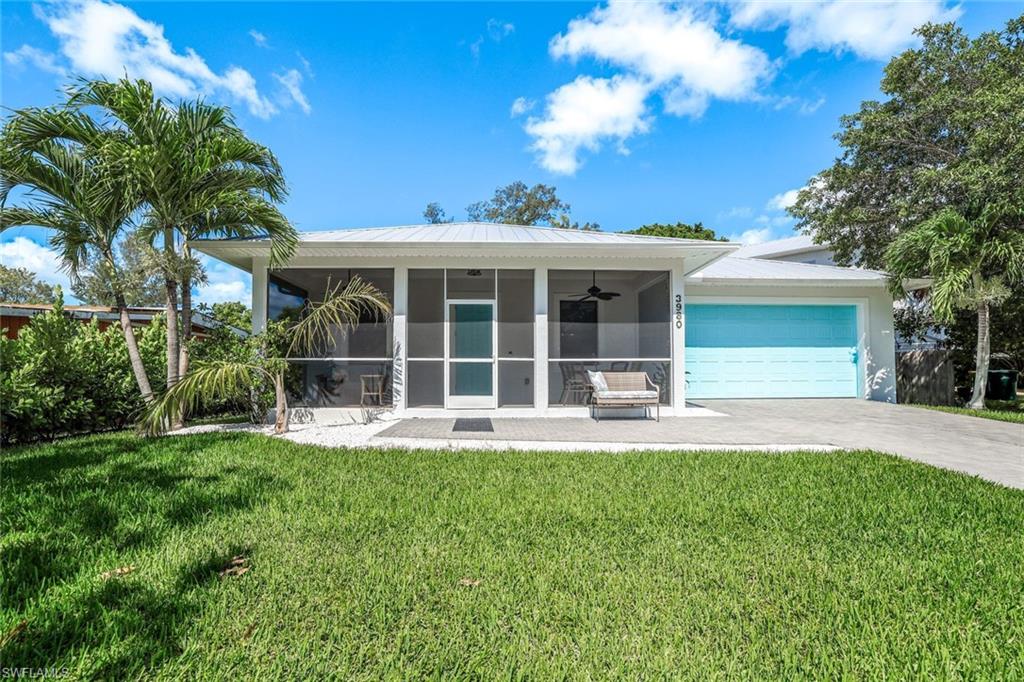 LAKE KELLY - Residential