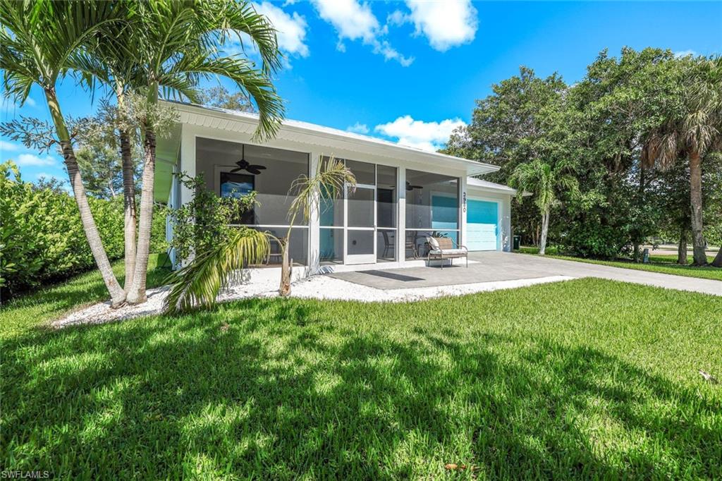 LAKE KELLY - Residential