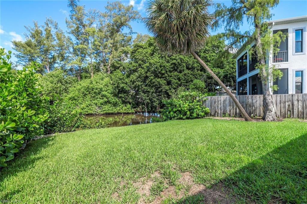 LAKE KELLY - Residential