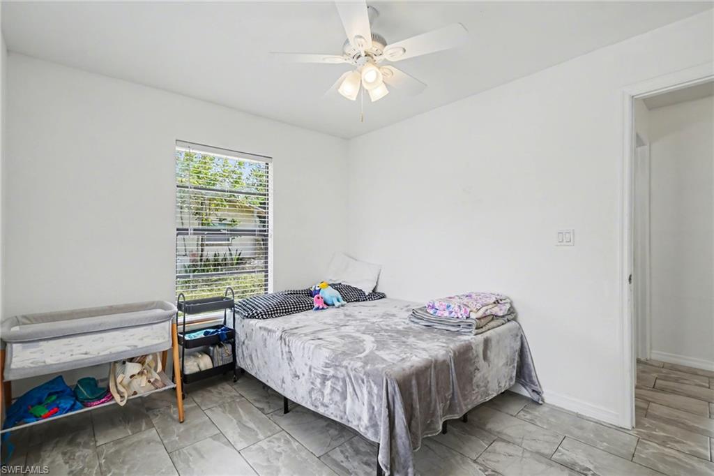 PARADISE SHORES - Residential Income