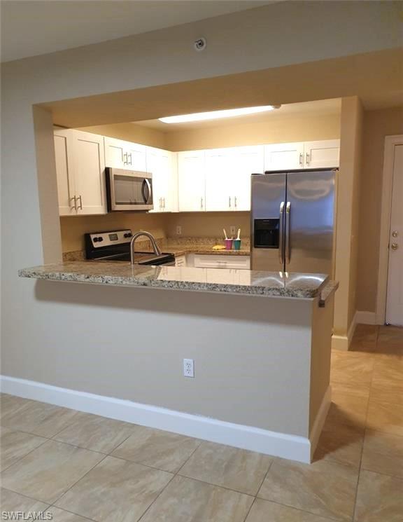 KEY ROYAL CONDOMINIUMS - Residential Lease