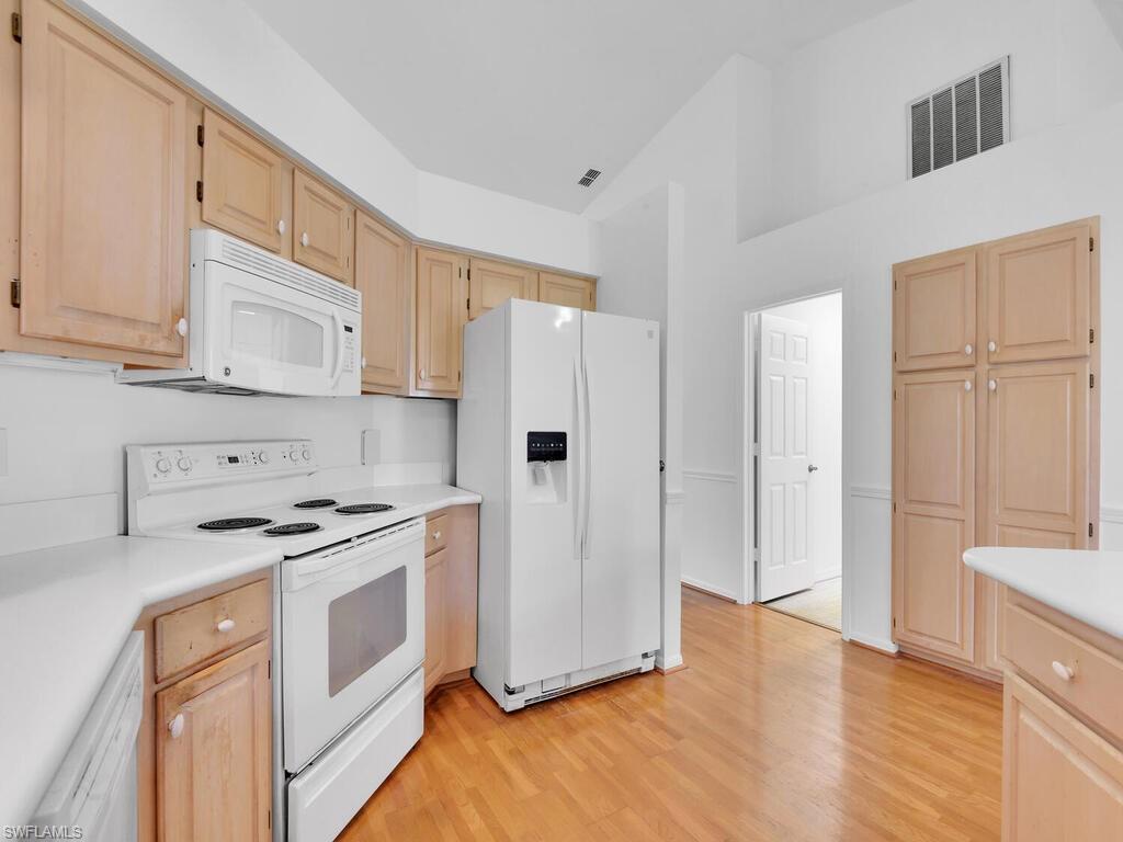 BRIARWOOD - Residential