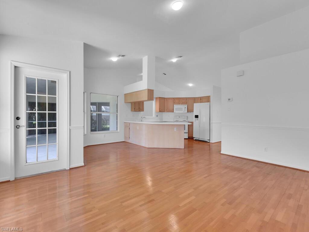 BRIARWOOD - Residential