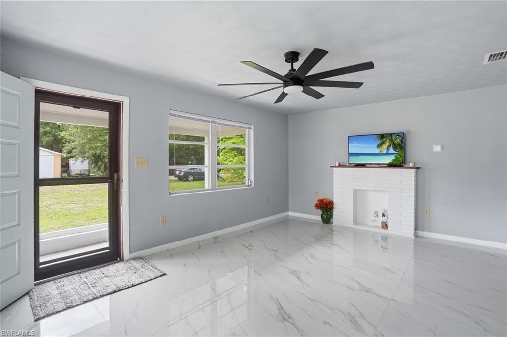 ALABAMA GROVE TERRACE - Residential