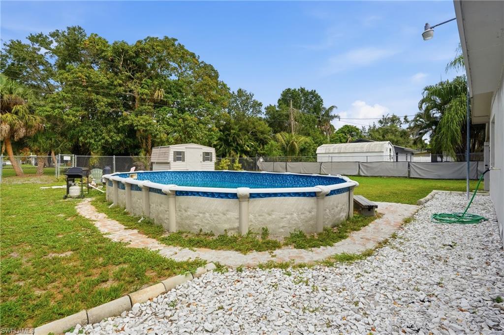 ALABAMA GROVE TERRACE - Residential