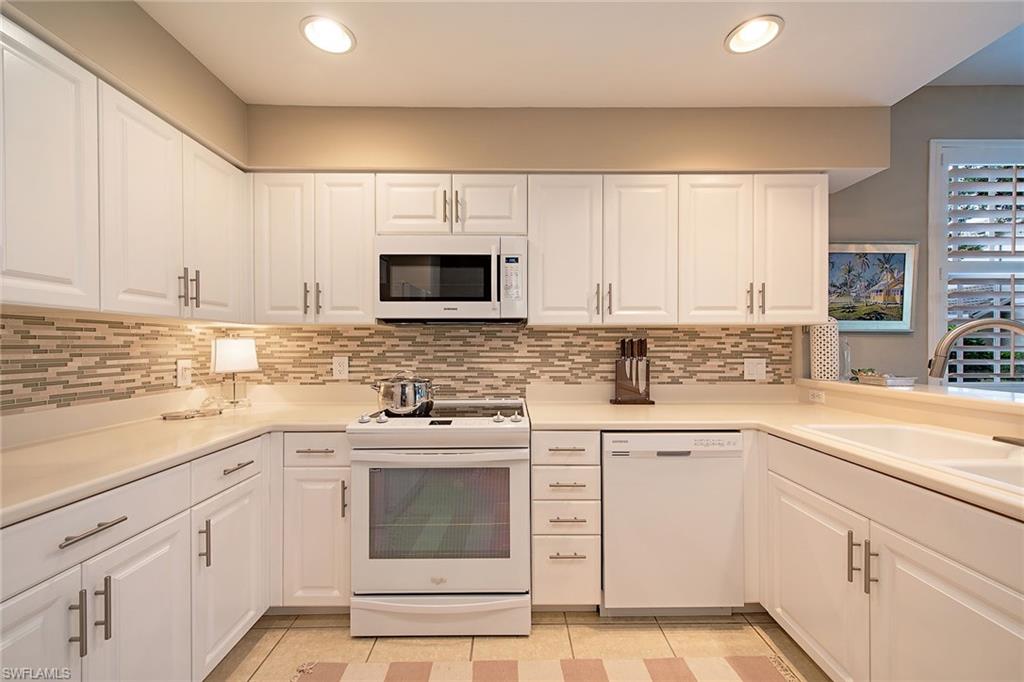 CEDAR RIDGE - Residential