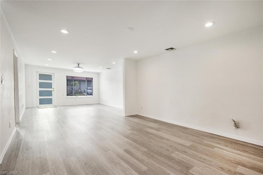 RIO VISTA - Residential