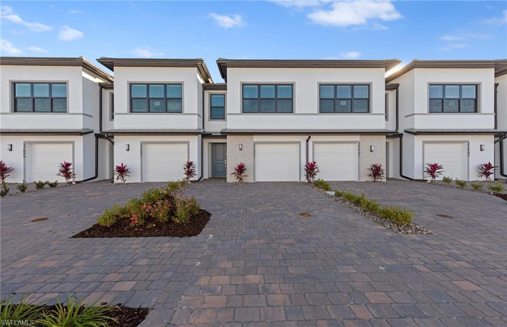 SOLIS GRANDE - Residential