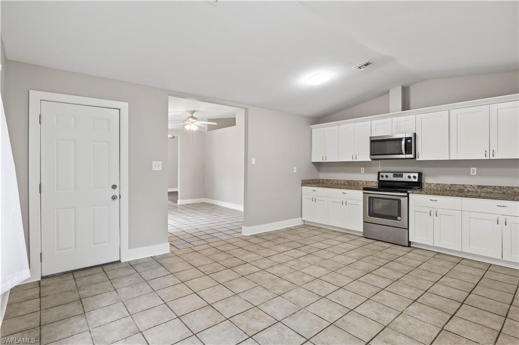 KREAMERS AVOCADO SUBD - Residential