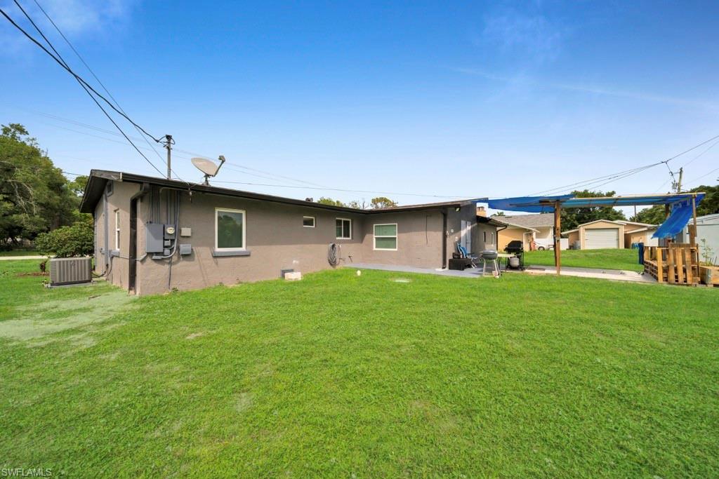 NORTH FORT MYERS - Residential