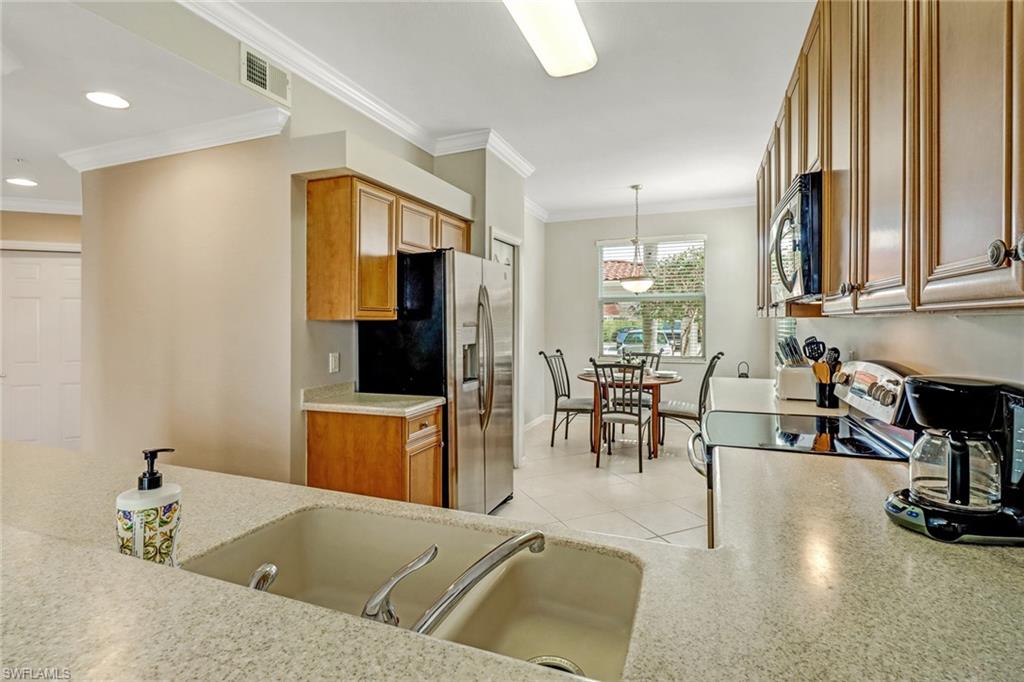 HERITAGE BAY - Residential Lease