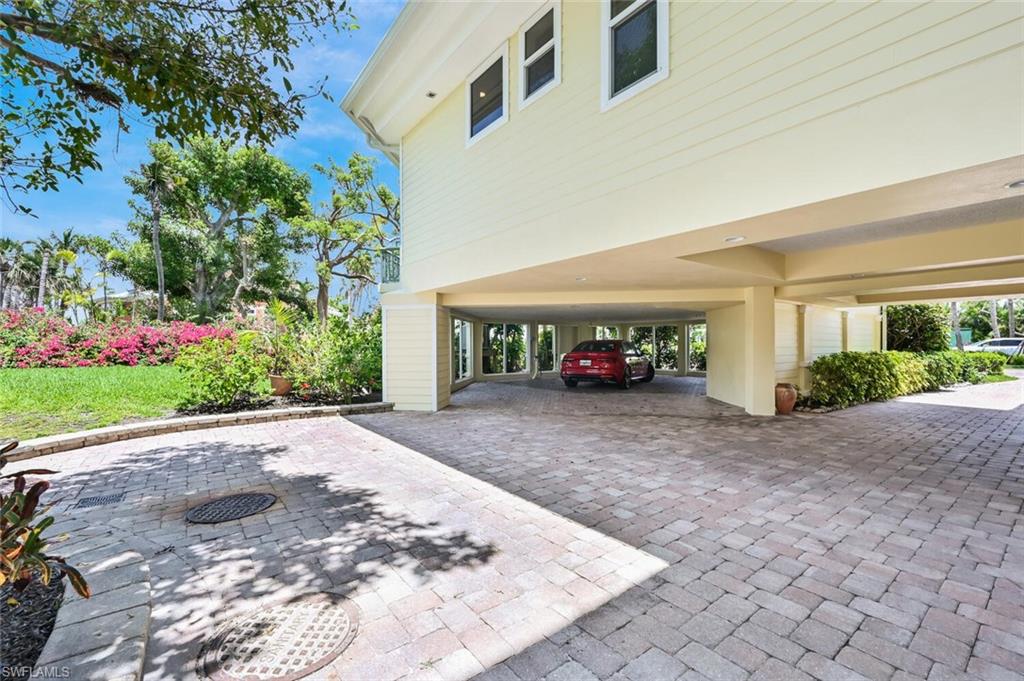TARPON BAY AT CAPTIVA - Residential
