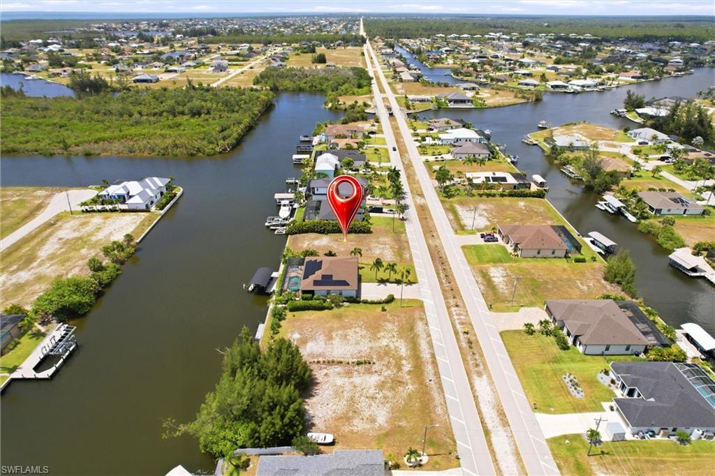 CAPE CORAL - Land